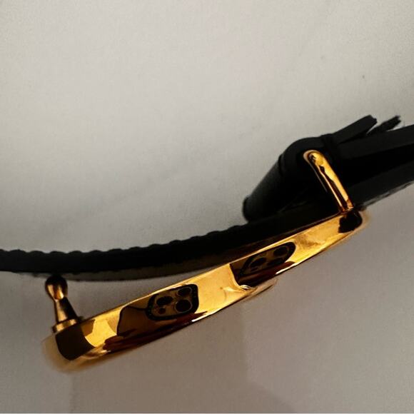 Authentic Gucci belt new never worn measures 32”| 1.5” wide - Picture 9 of 16